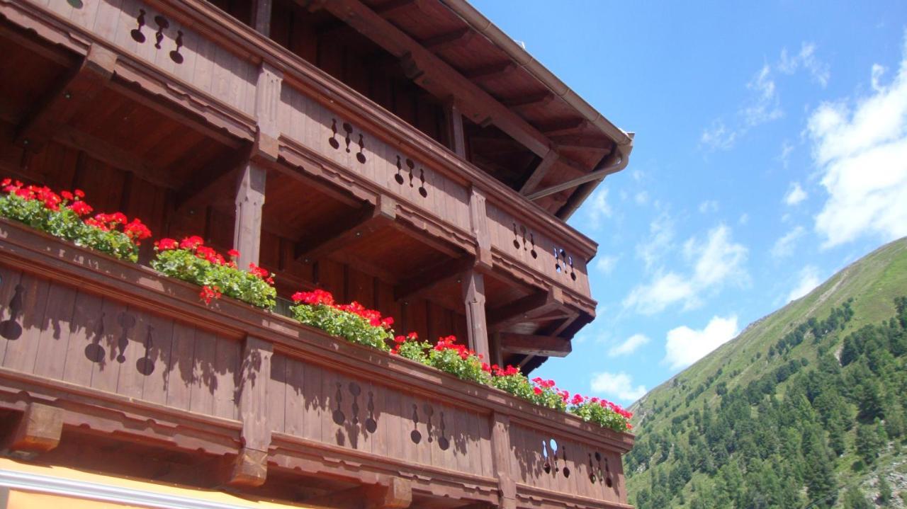 Hotel Garni Pirchhuett Obergurgl Εξωτερικό φωτογραφία